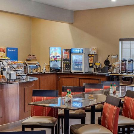 Comfort Inn & Suites Alamosa Bagian luar foto
