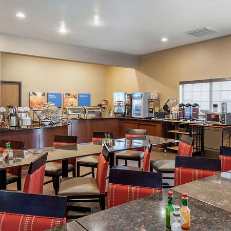 Comfort Inn & Suites Alamosa Bagian luar foto