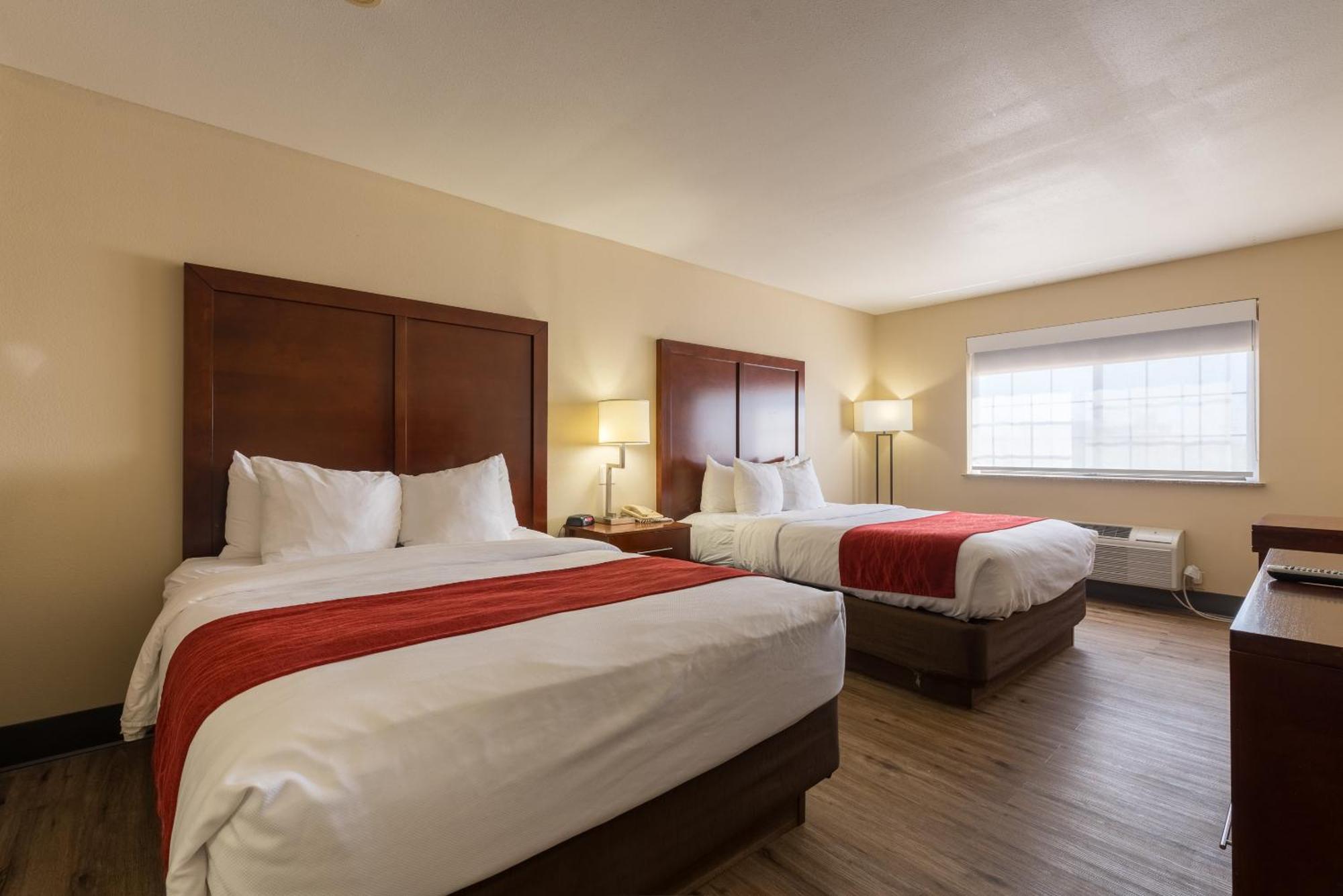 Comfort Inn & Suites Alamosa Bagian luar foto
