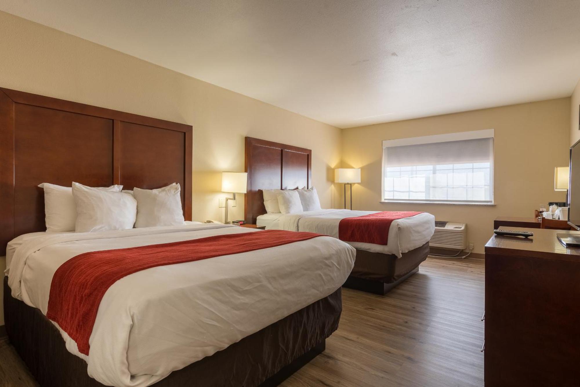 Comfort Inn & Suites Alamosa Bagian luar foto