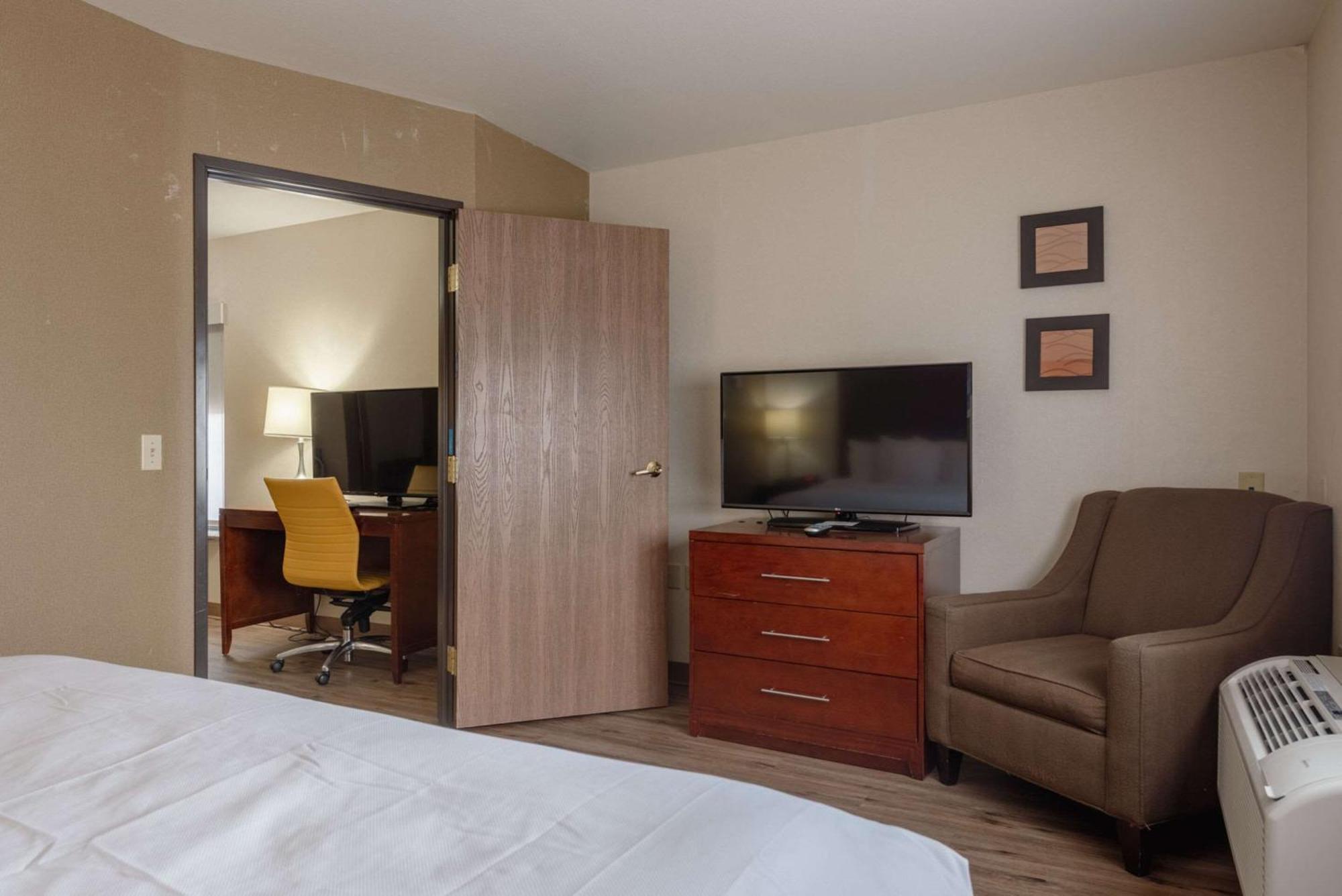 Comfort Inn & Suites Alamosa Bagian luar foto