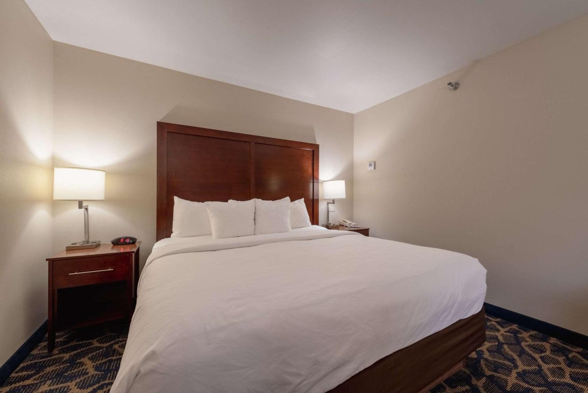 Comfort Inn & Suites Alamosa Bagian luar foto
